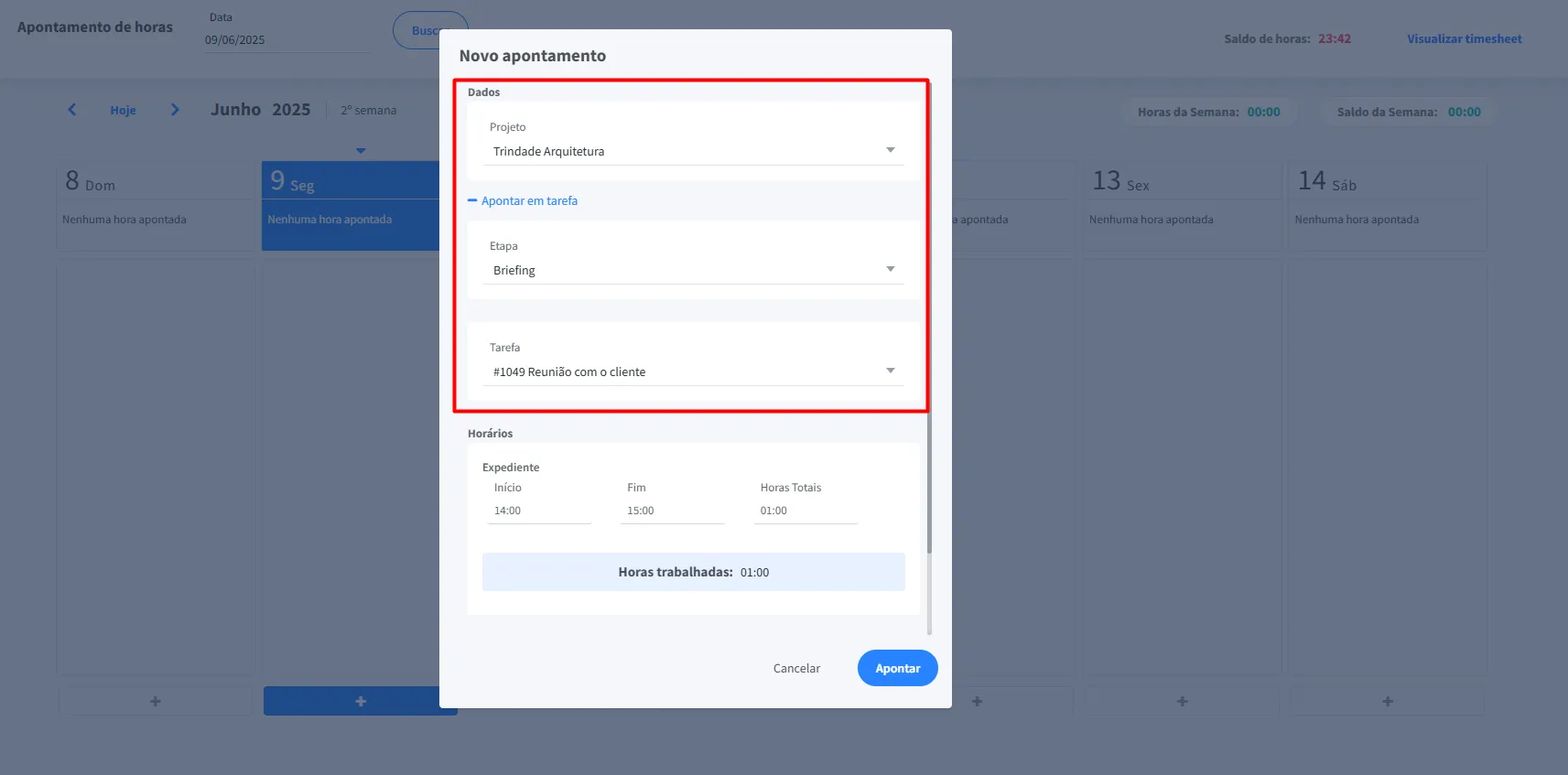 Inserindo intervalos e comentários no timesheet no FlowUp.