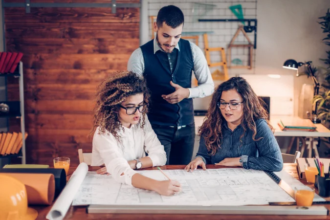 Fluxo de atendimento em escritórios de arquitetura integrado à gestão de projetos e equipes