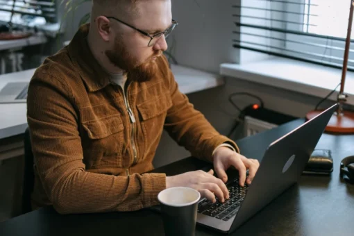 Gestão de Projetos: como organizar equipes, reduzir custos e aumentar os lucros